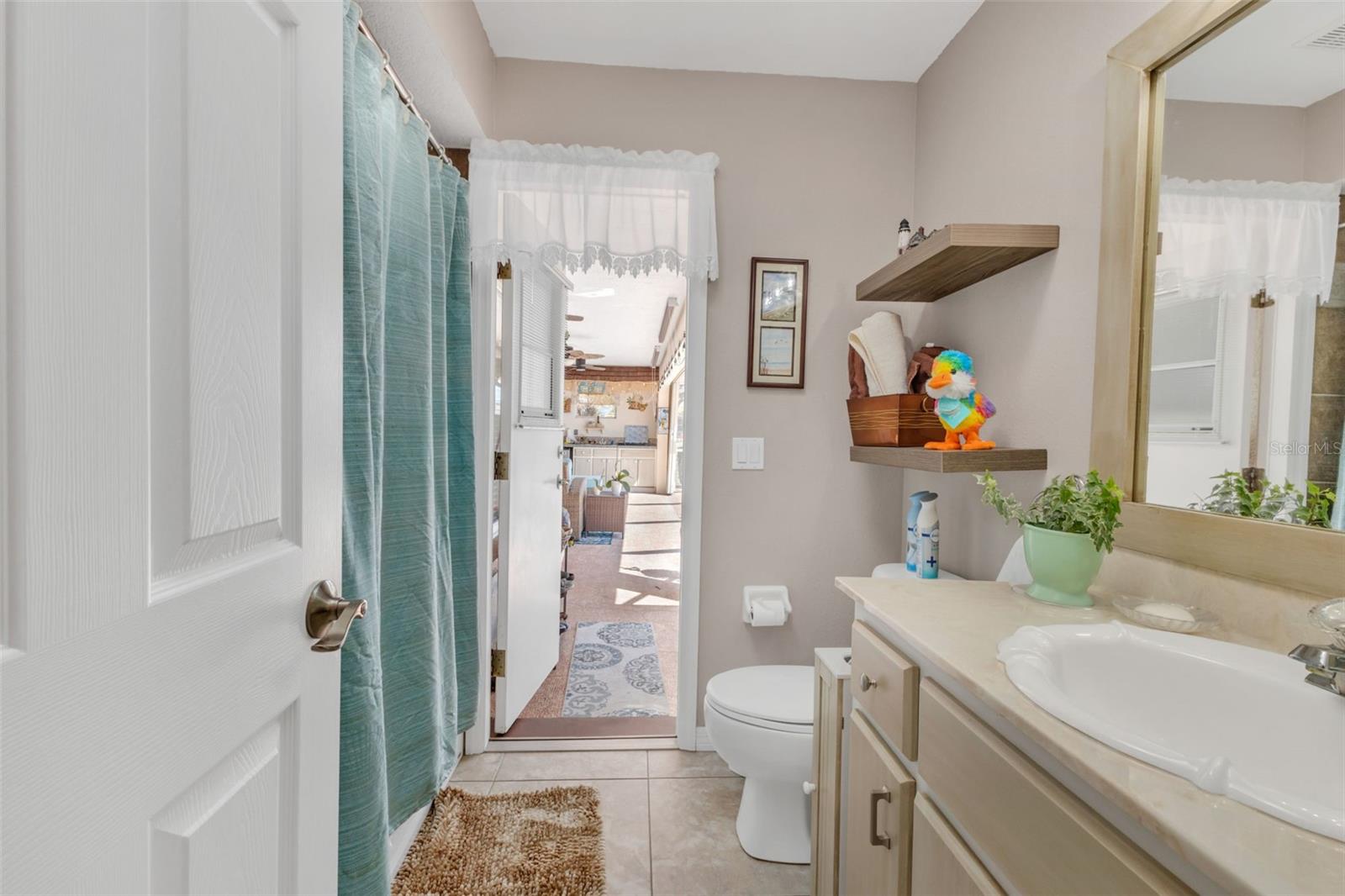 Image 11 of 58 For 26077 Huanuco Drive