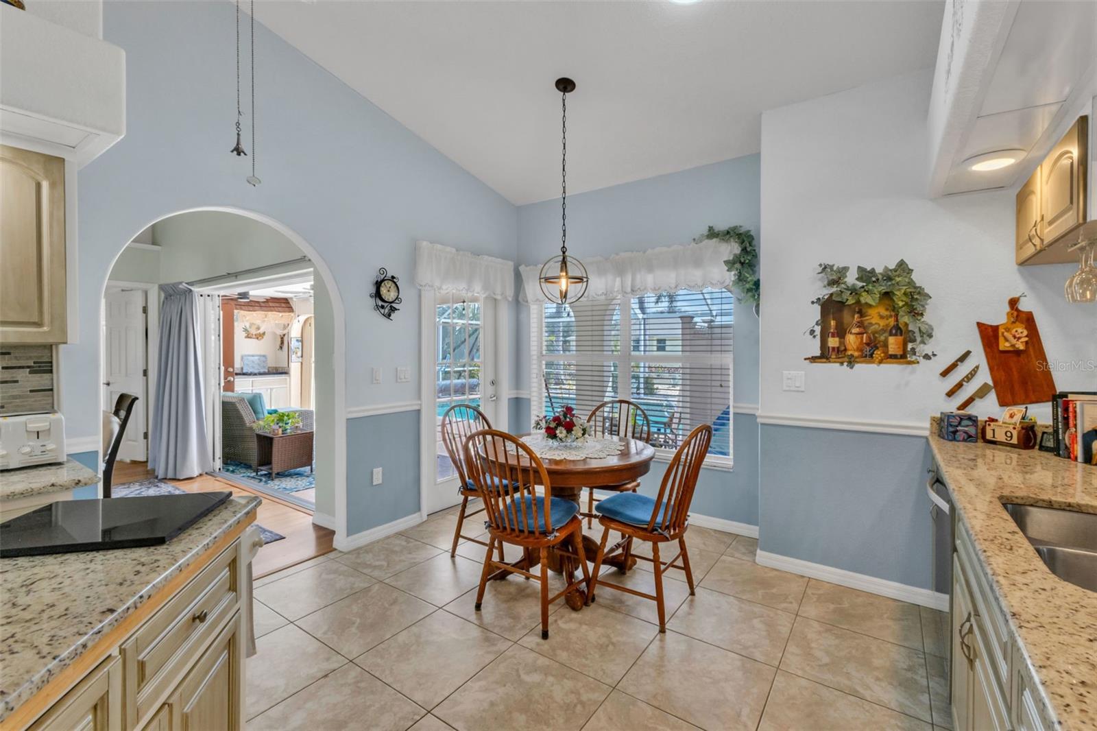 Image 22 of 58 For 26077 Huanuco Drive