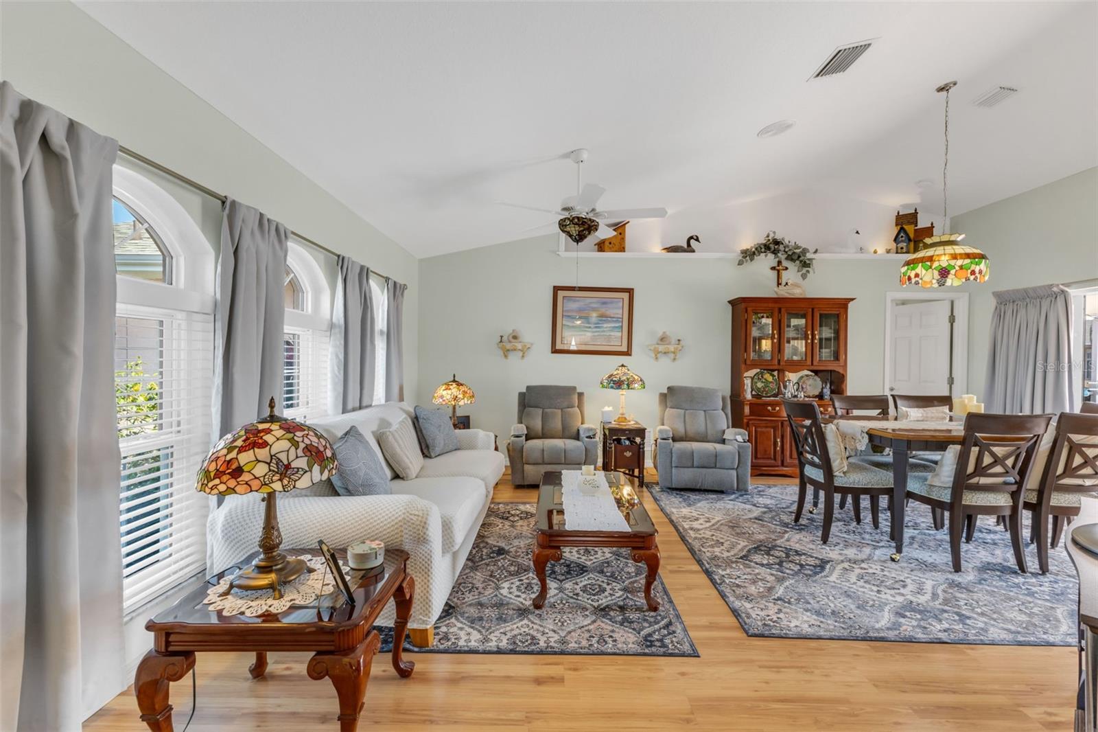 Image 27 of 58 For 26077 Huanuco Drive