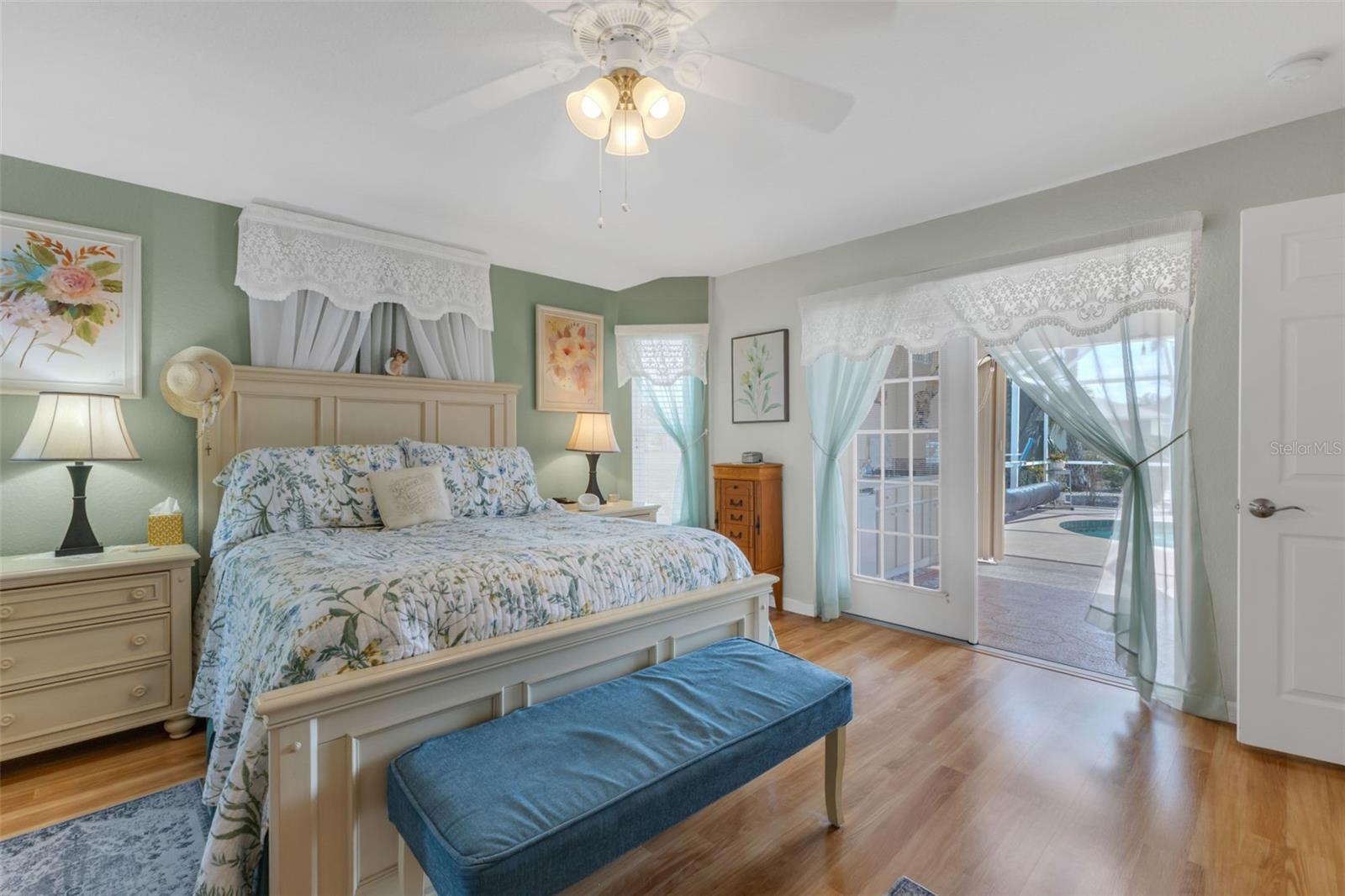 Image 32 of 58 For 26077 Huanuco Drive