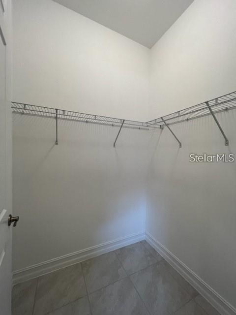 Image 20 of 38 For 24192 Riverfront Drive