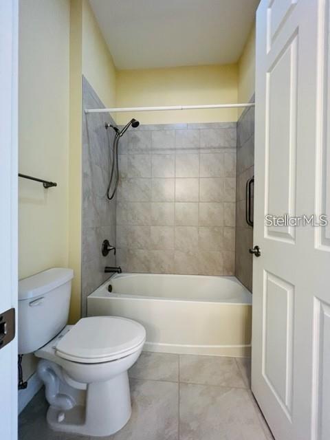 Image 29 of 38 For 24192 Riverfront Drive