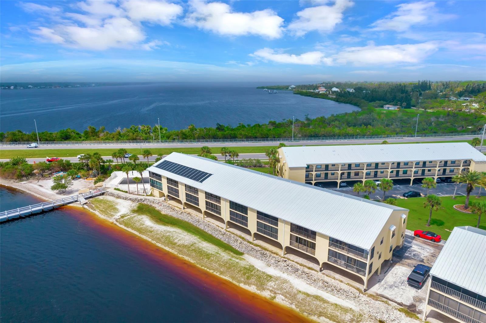 Image 19 of 77 For 14459 River Beach Drive 221