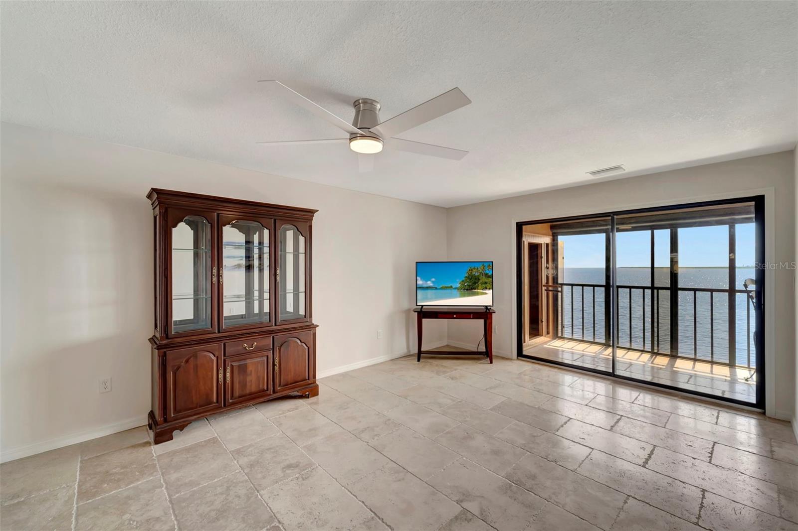 Image 31 of 77 For 14459 River Beach Drive 221