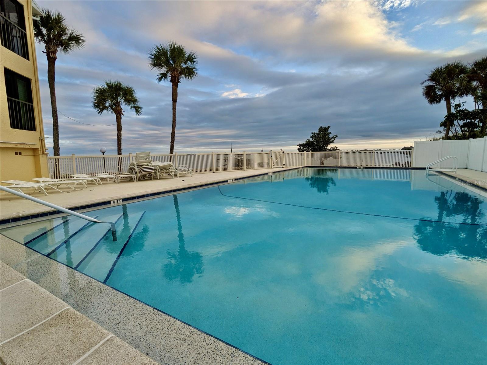 Image 8 of 77 For 14459 River Beach Drive 221