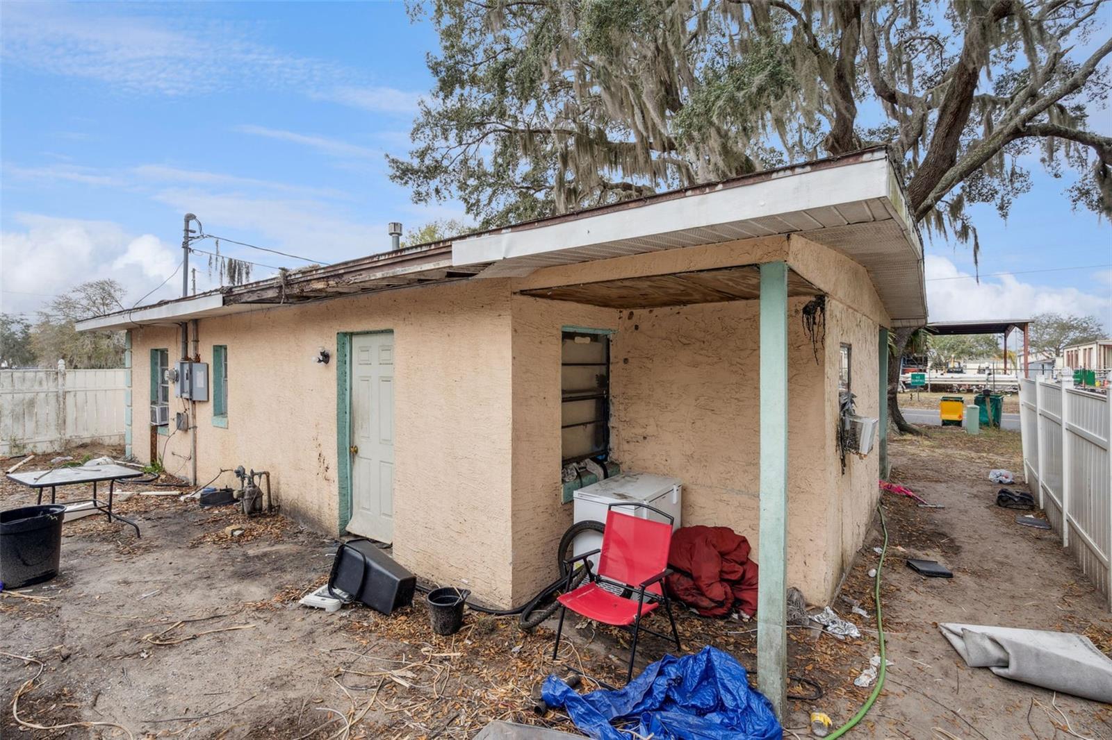 Image 11 of 14 For 605 Danvers Street