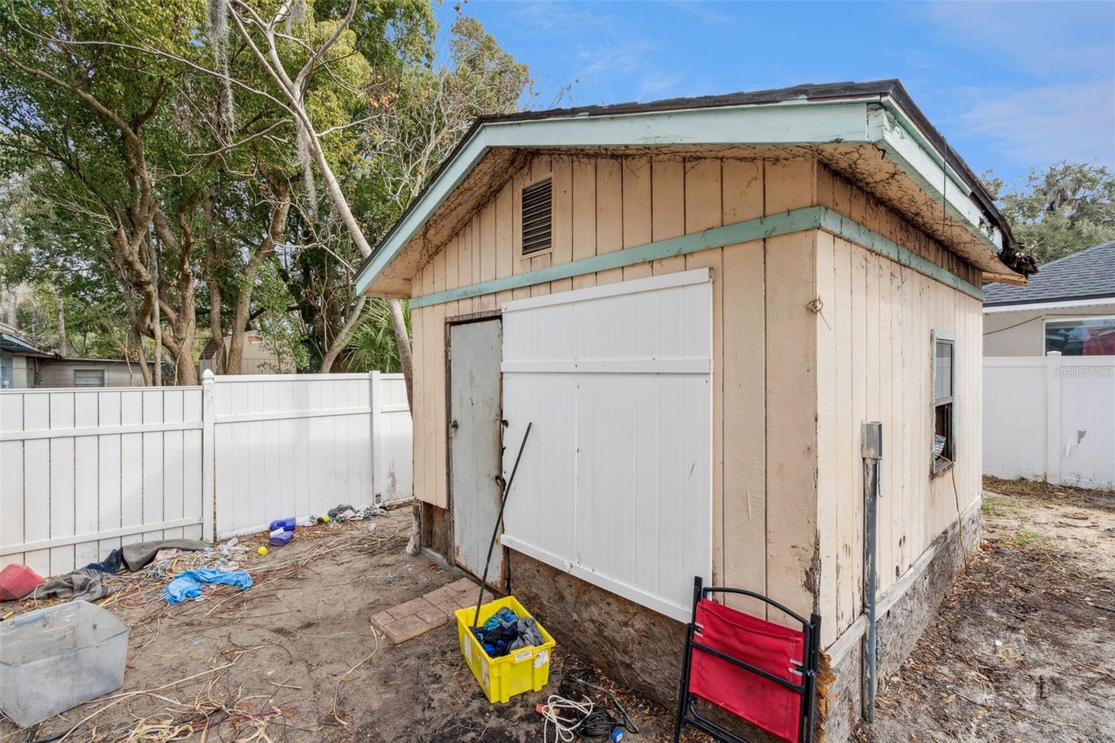 Image 13 of 14 For 605 Danvers Street