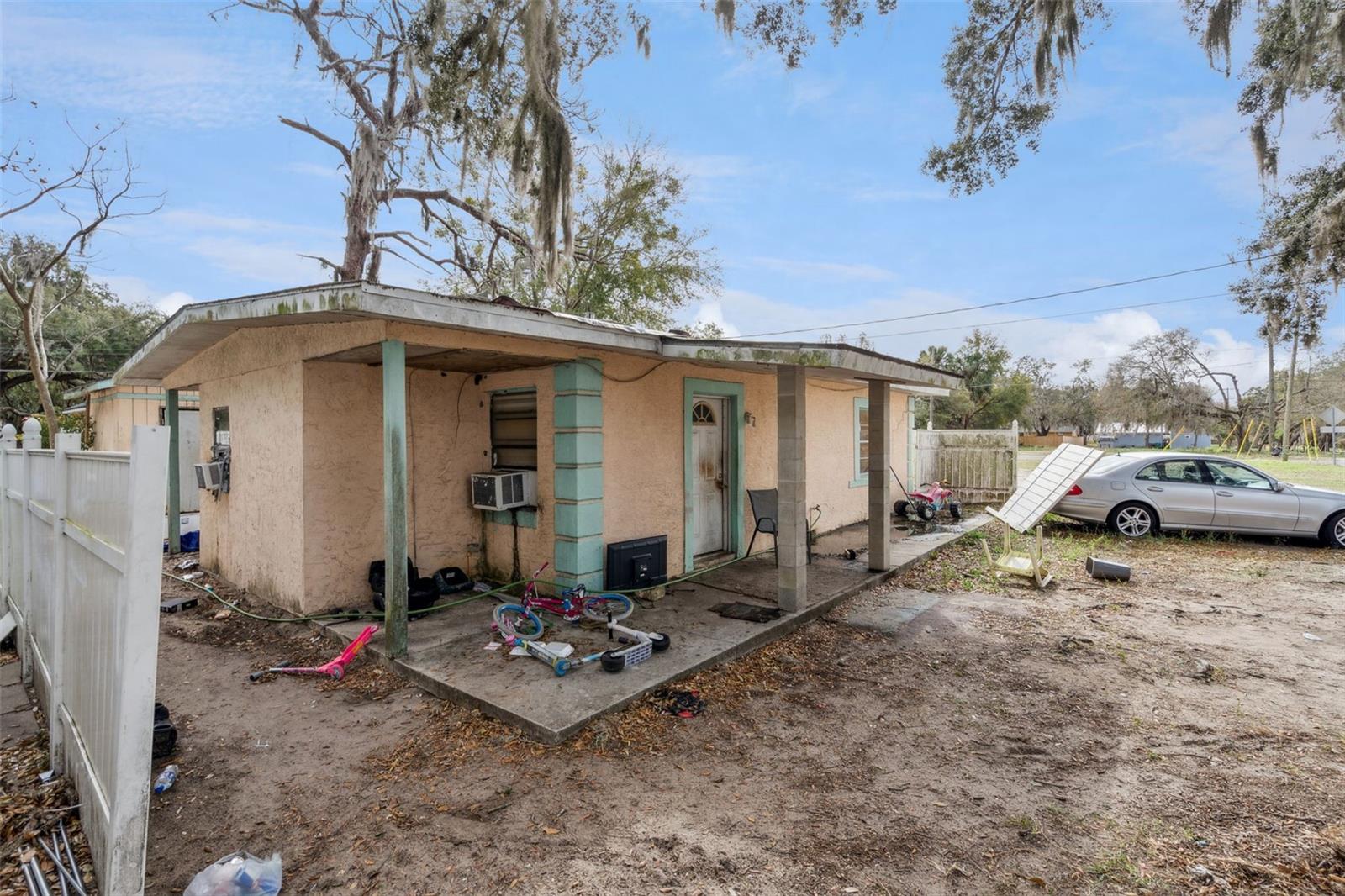 Image 14 of 14 For 605 Danvers Street