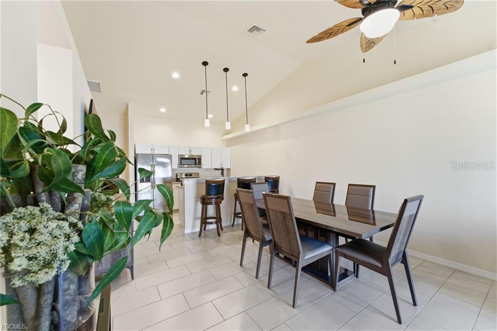 Image 15 of 41 For 528 5th Place