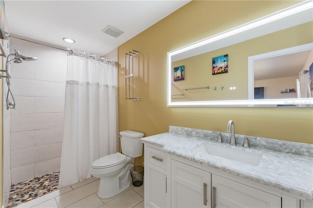 Image 28 of 41 For 528 5th Place