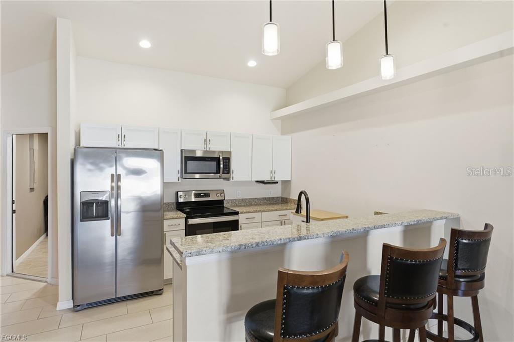 Image 5 of 41 For 528 5th Place