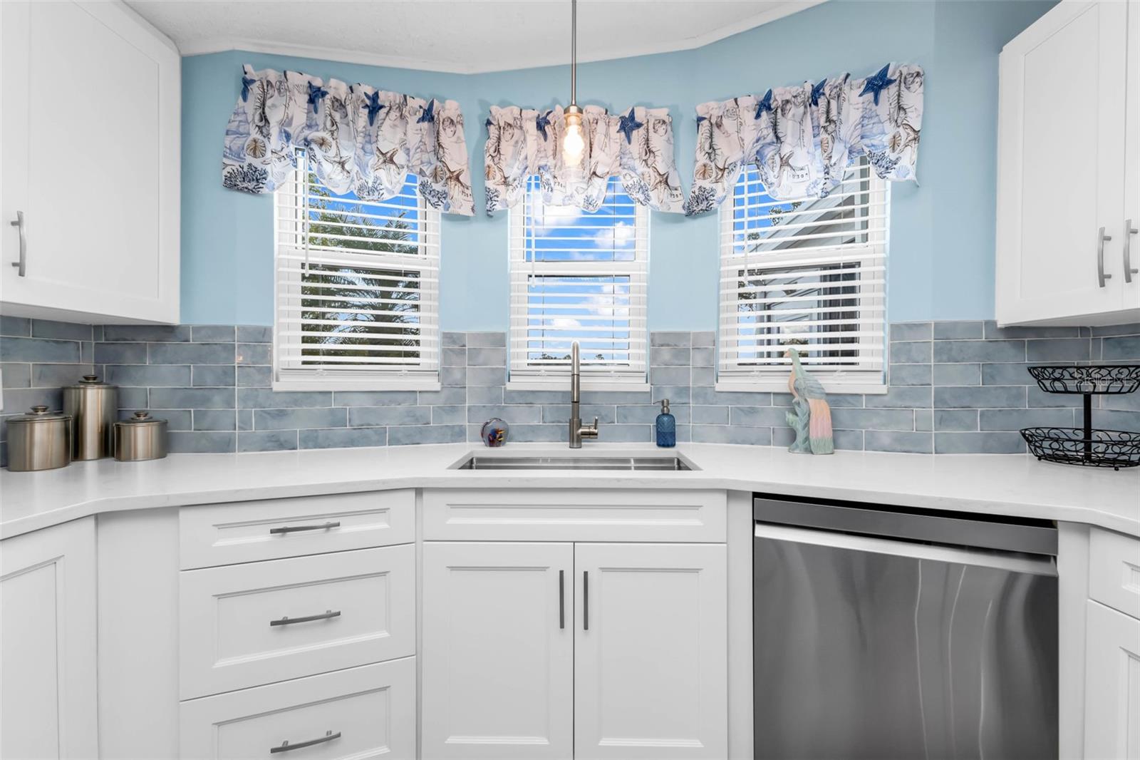 Image 17 of 43 For 5601 Duncan Road 204