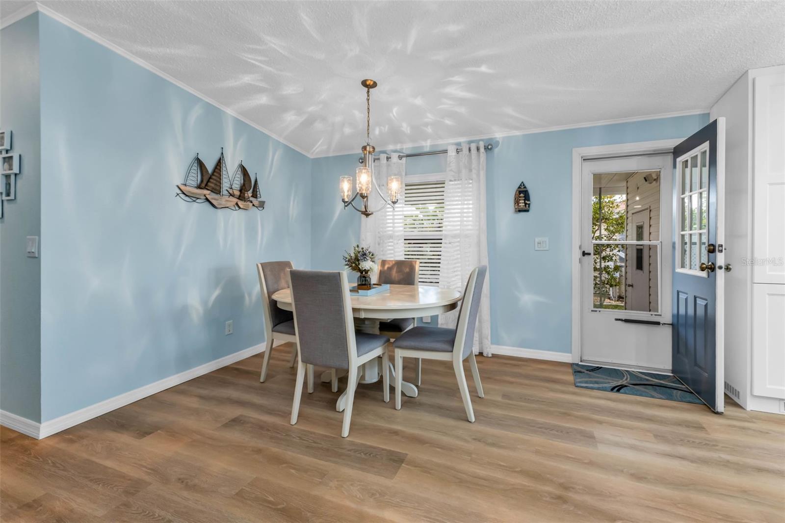 Image 31 of 43 For 5601 Duncan Road 204