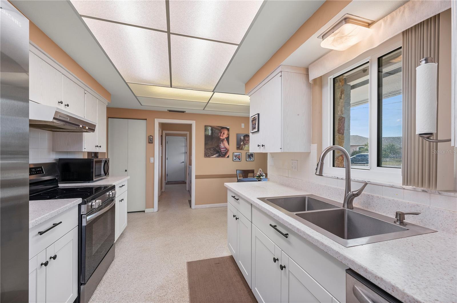 Image 18 of 70 For 2136 Arkansas Avenue