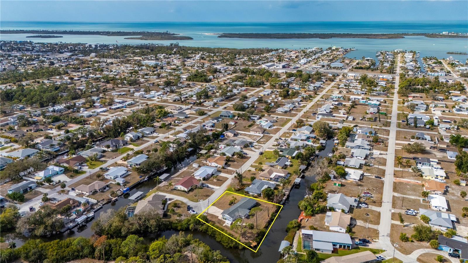 Image 4 of 70 For 2136 Arkansas Avenue