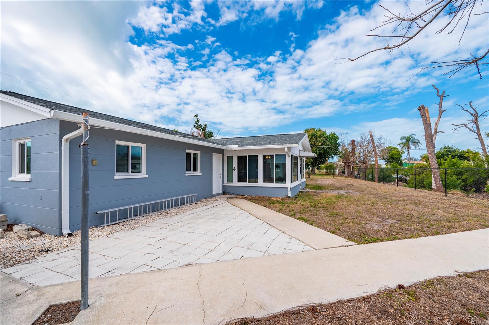 Image 57 of 70 For 2136 Arkansas Avenue