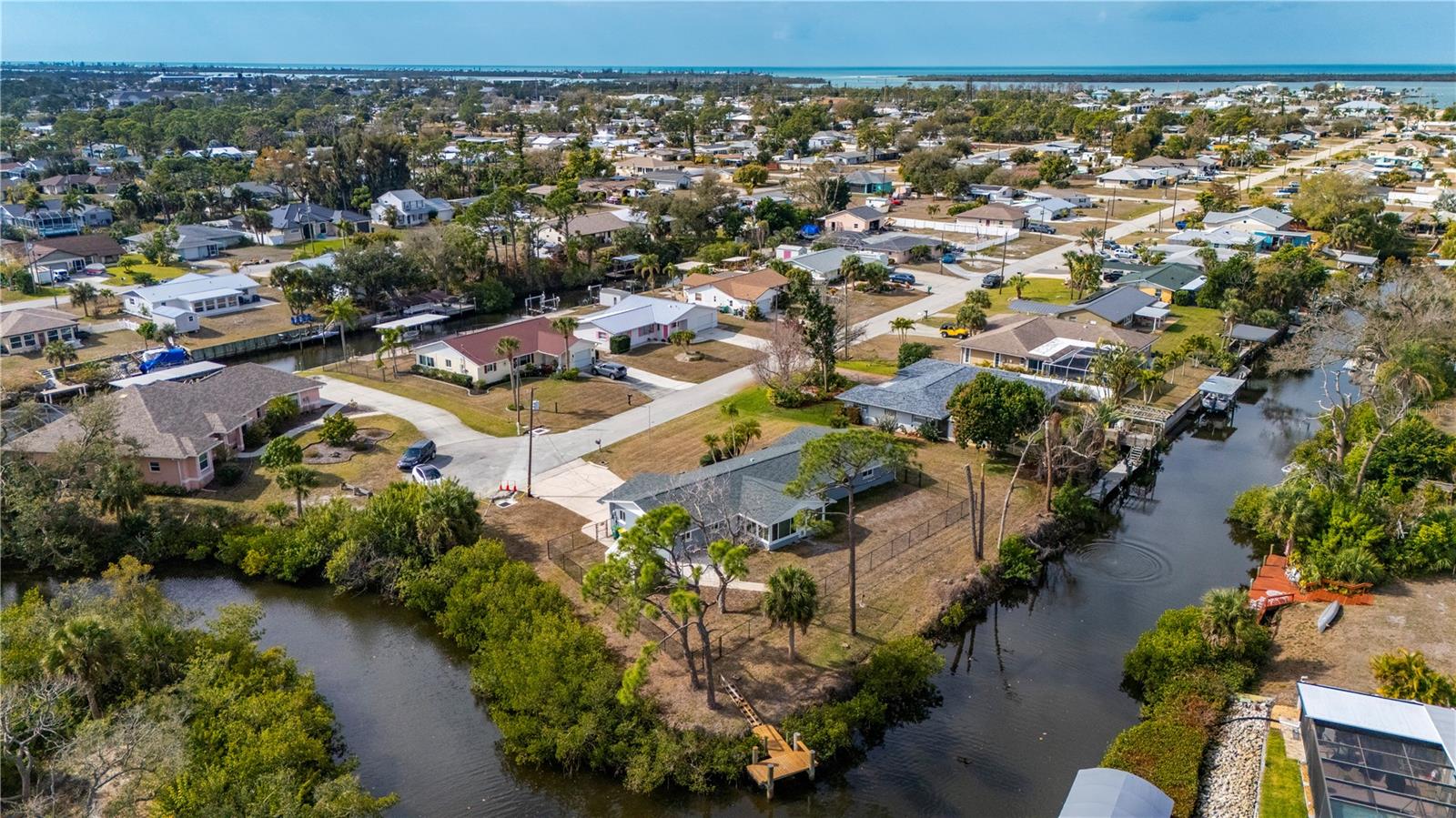 Image 7 of 70 For 2136 Arkansas Avenue