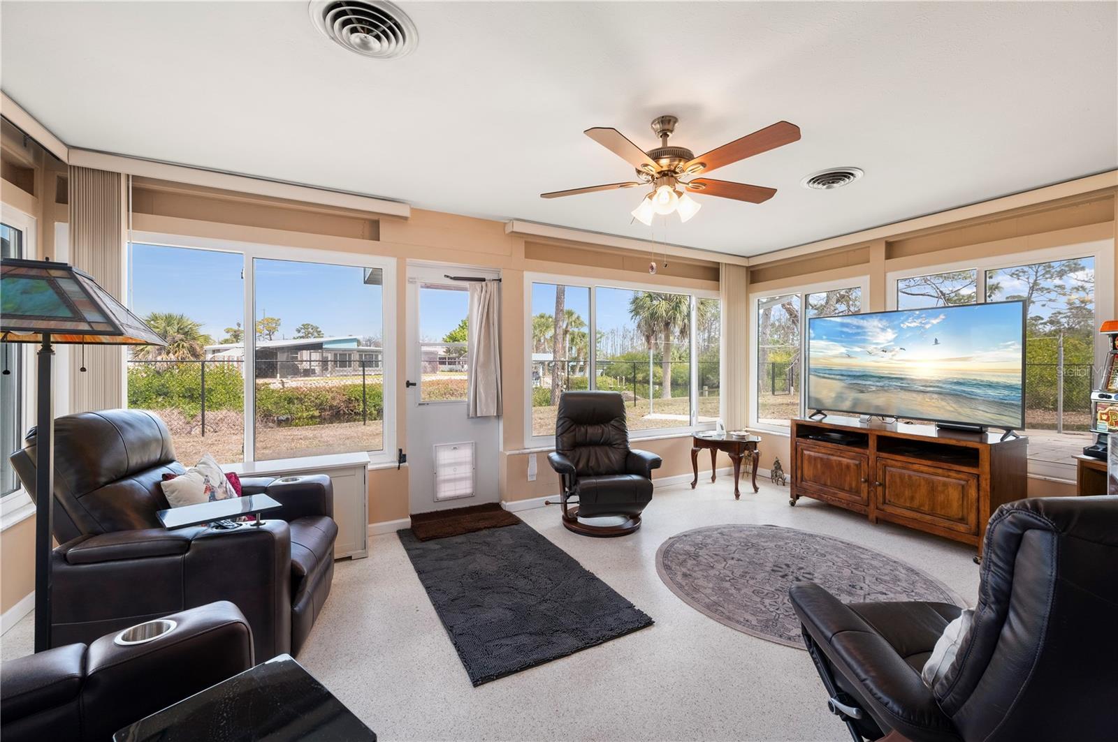 Image 8 of 70 For 2136 Arkansas Avenue