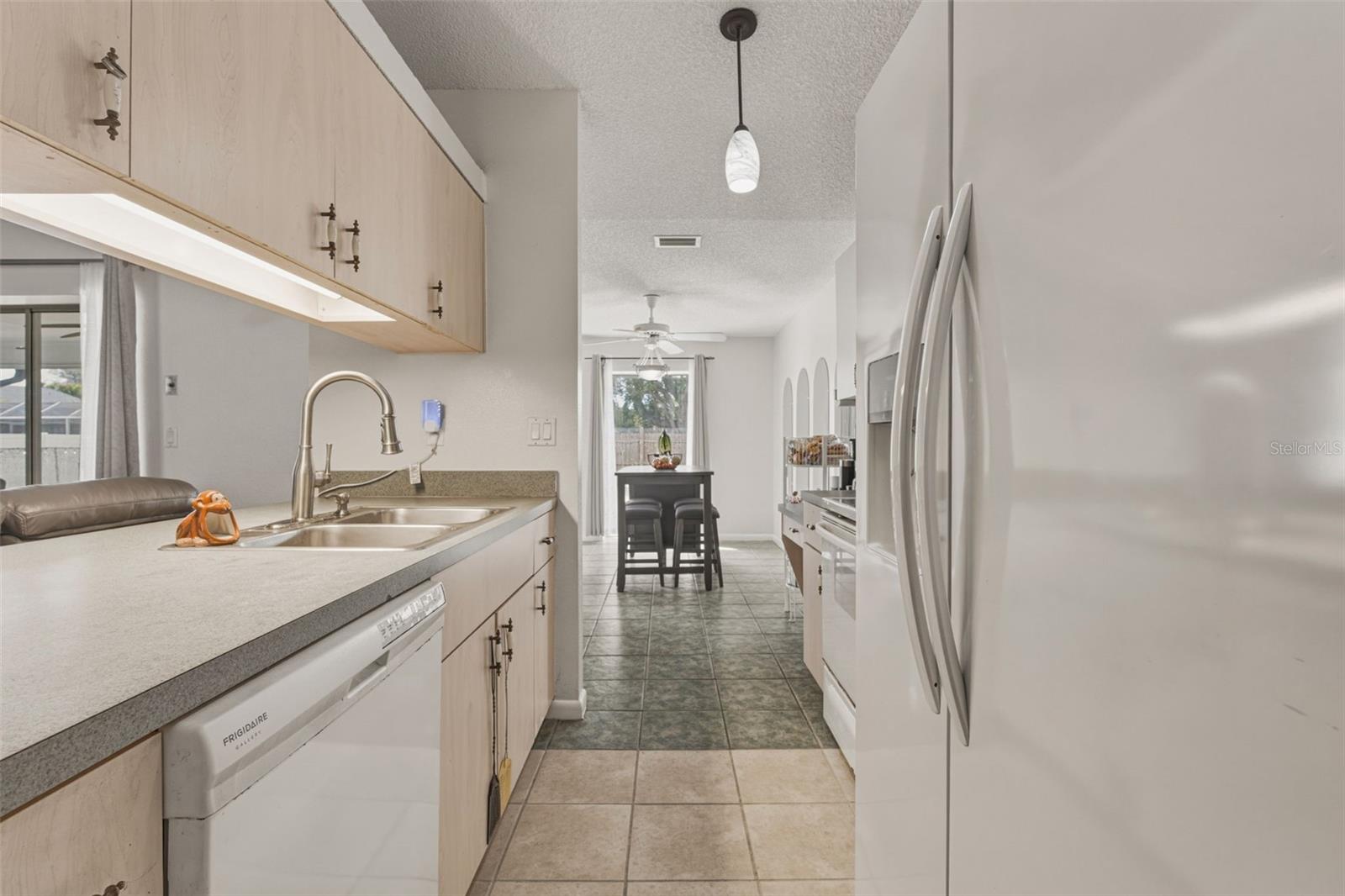 Image 13 of 37 For 23103 Cherry Avenue