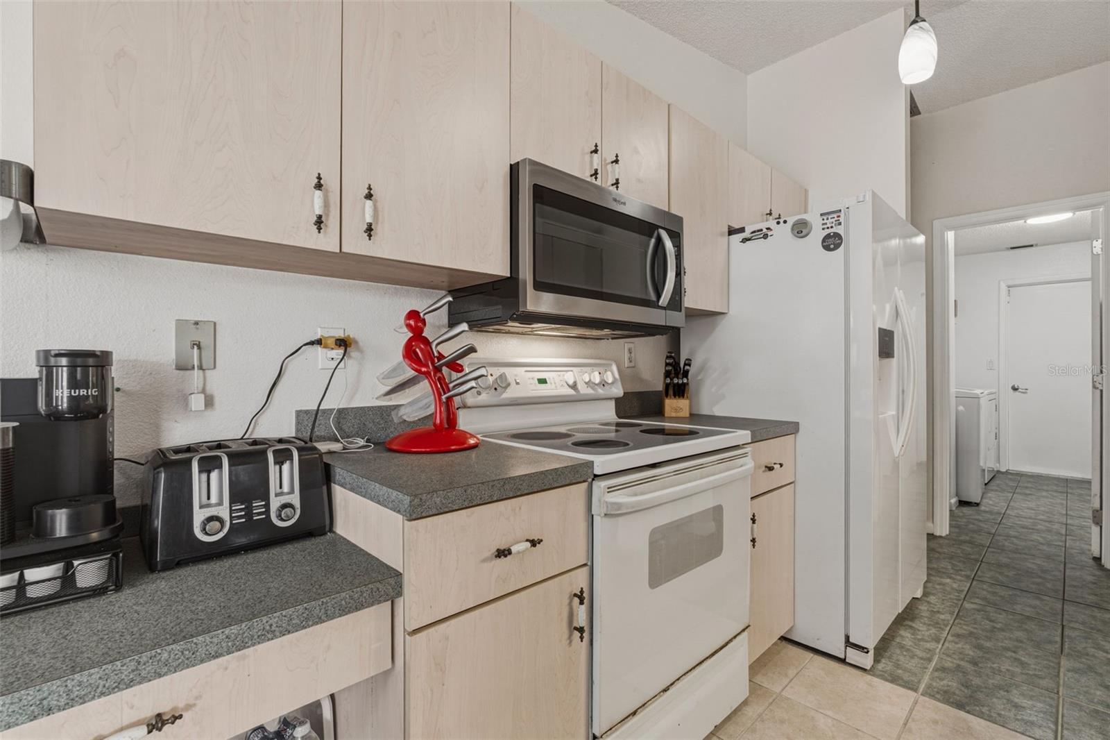 Image 14 of 37 For 23103 Cherry Avenue