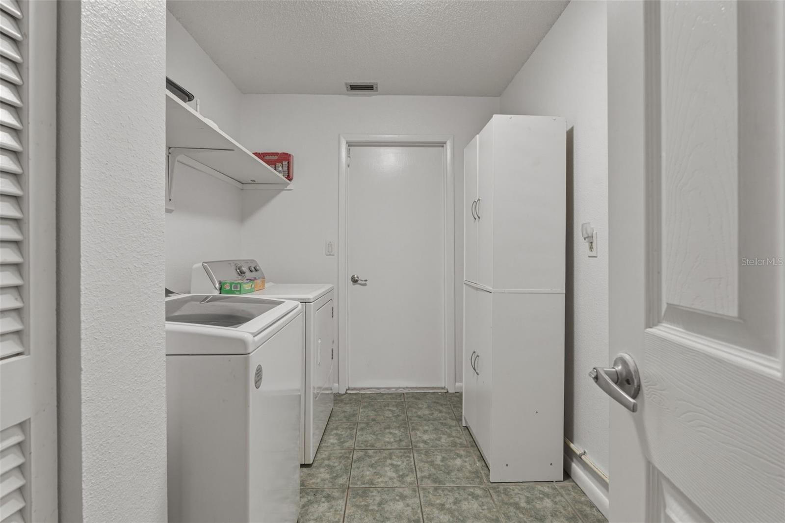 Image 28 of 37 For 23103 Cherry Avenue