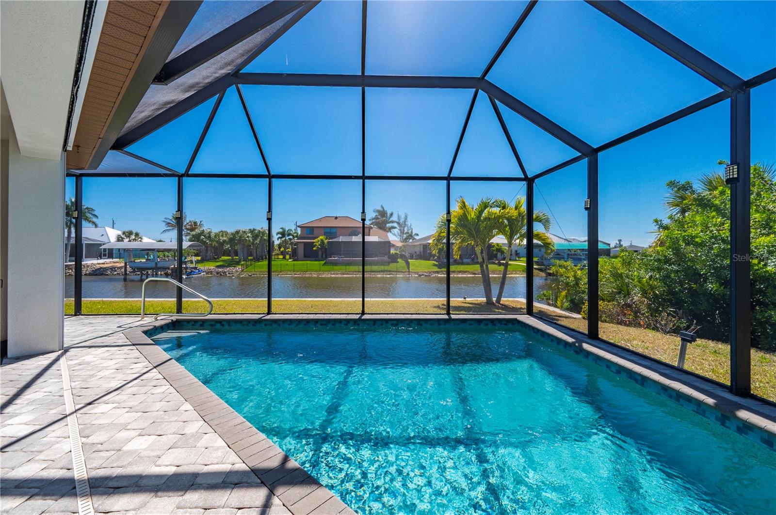 Image 2 of 70 For 15312 Hennipen Circle