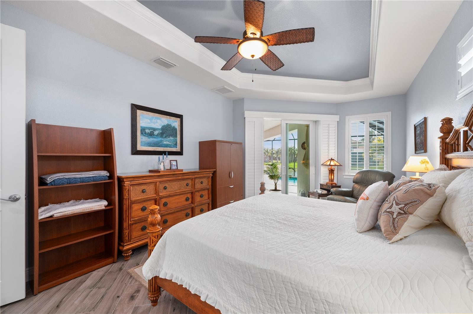 Image 25 of 70 For 15312 Hennipen Circle