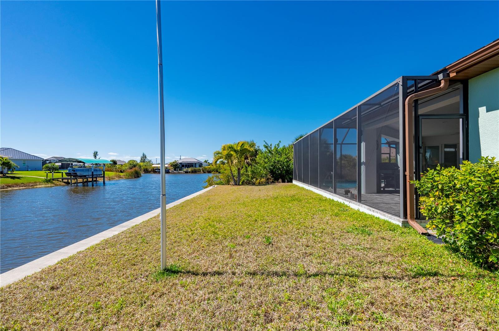 Image 56 of 70 For 15312 Hennipen Circle