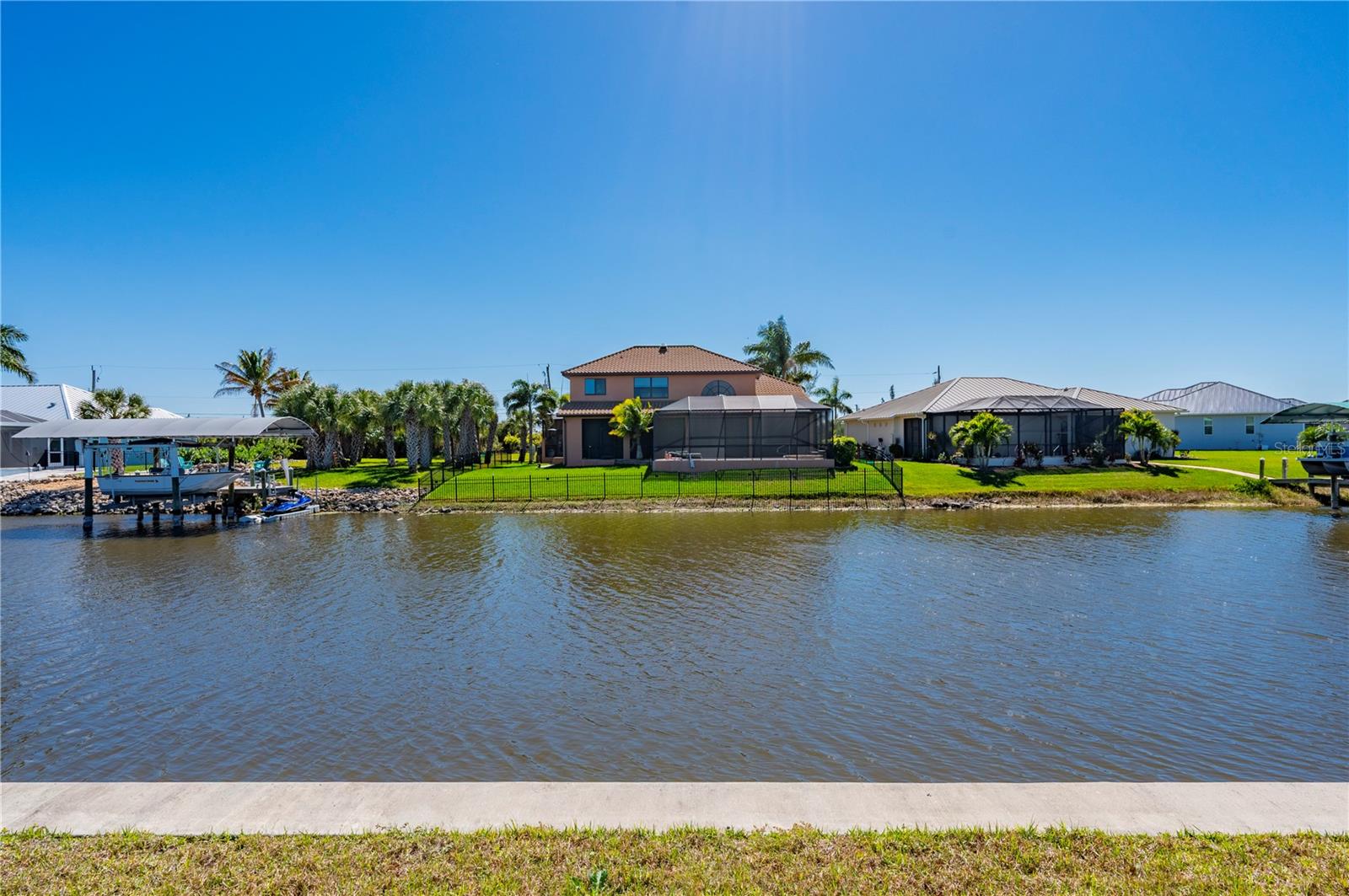 Image 57 of 70 For 15312 Hennipen Circle