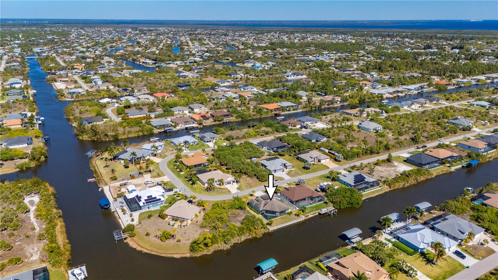 Image 65 of 70 For 15312 Hennipen Circle