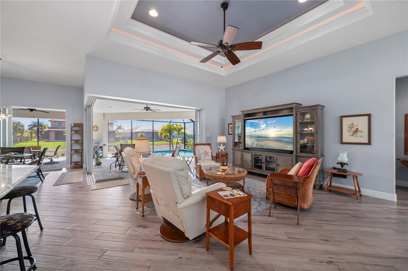 Image 8 of 70 For 15312 Hennipen Circle