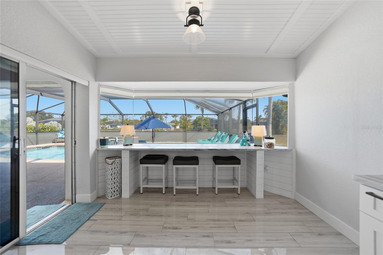 Image 18 of 45 For 600 Royal Poinciana