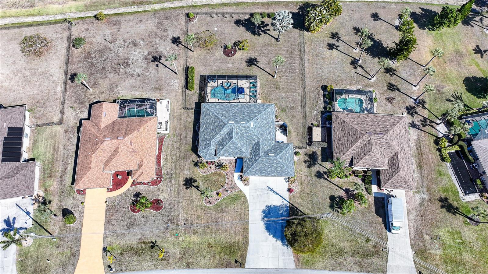 Image 39 of 45 For 600 Royal Poinciana