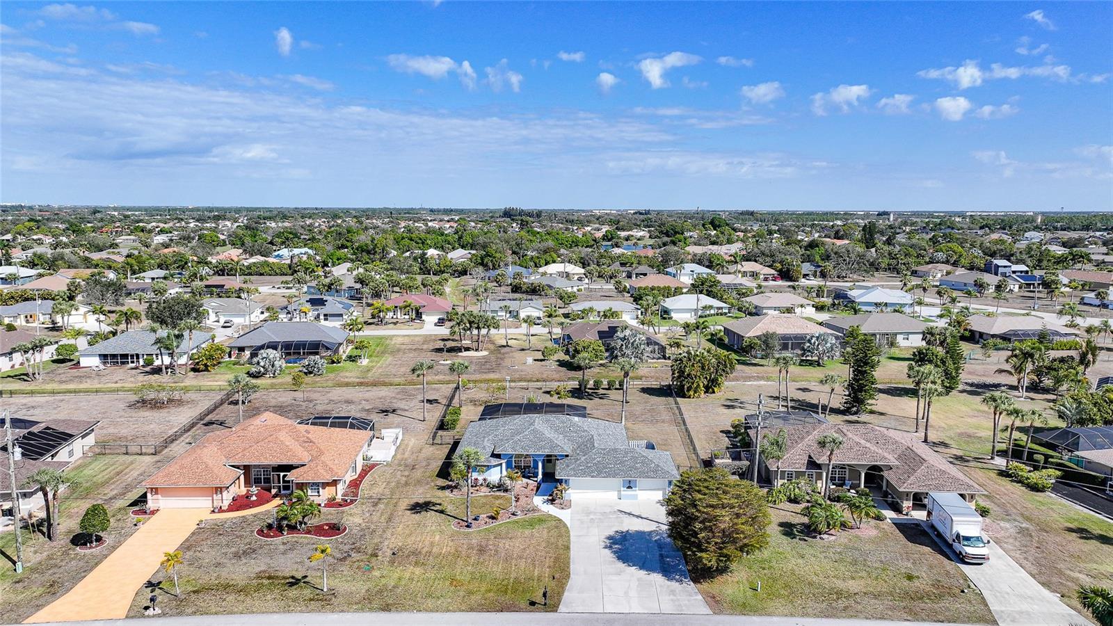 Image 41 of 45 For 600 Royal Poinciana