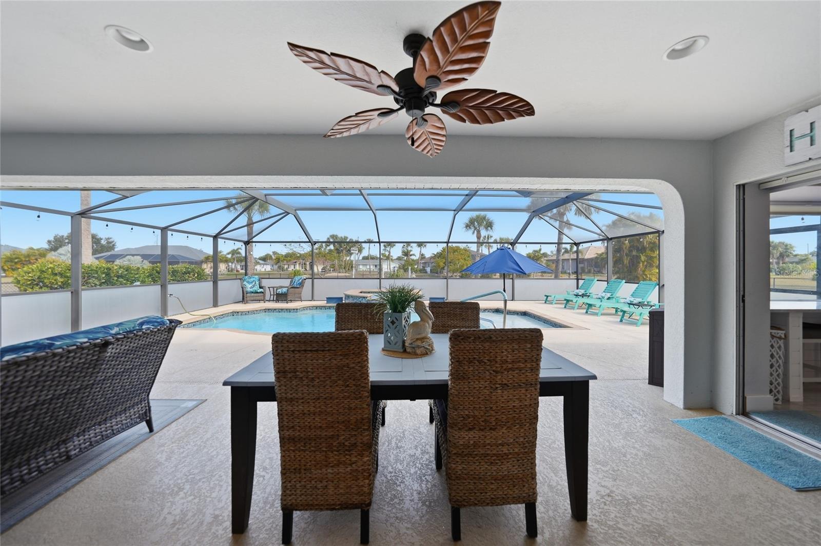 Image 8 of 45 For 600 Royal Poinciana