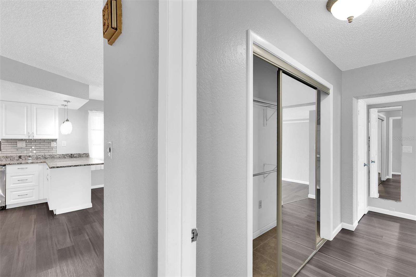 Image 25 of 38 For 839 Conreid Drive Ne