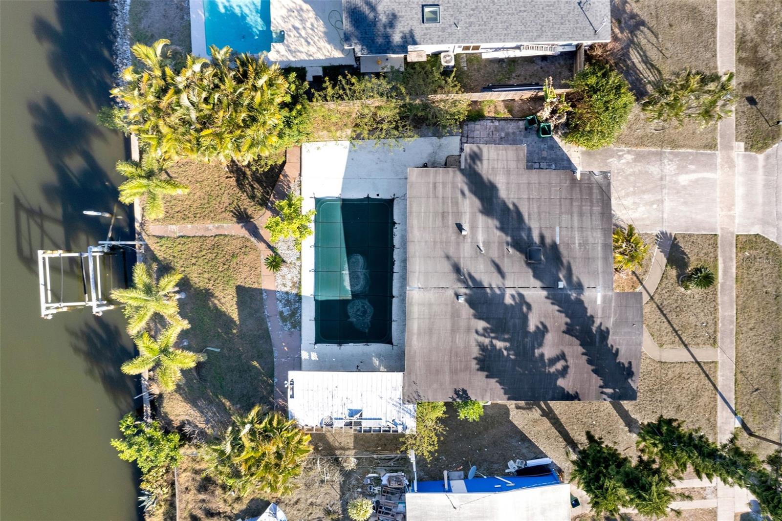 Image 9 of 38 For 839 Conreid Drive Ne