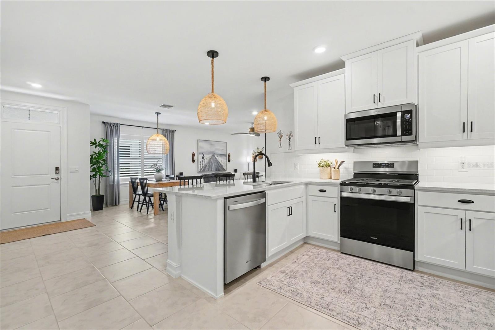 Image 5 of 66 For 17770 Oleander Avenue