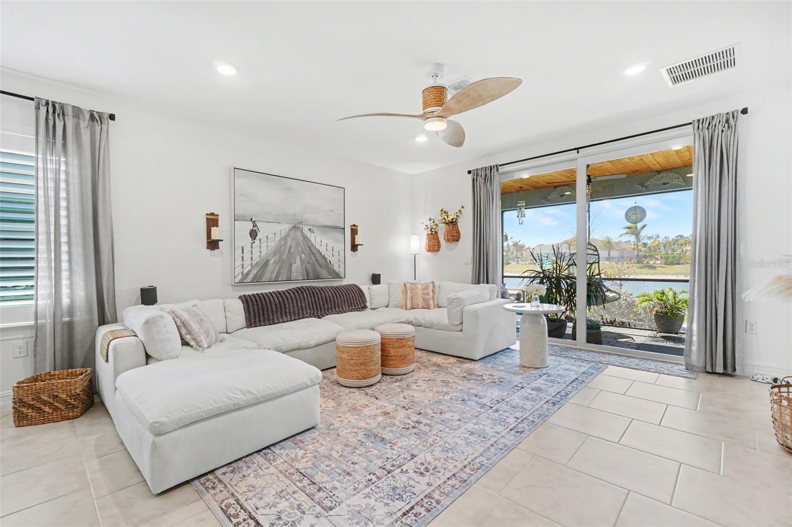 Image 9 of 66 For 17770 Oleander Avenue