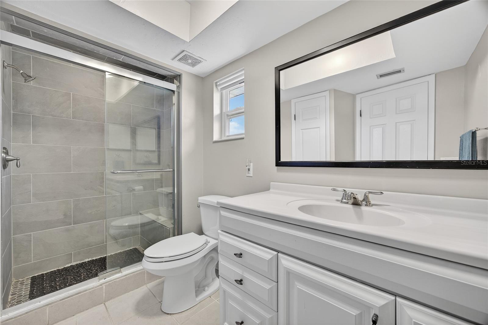 Image 20 of 36 For 441 Chestnut Avenue Nw