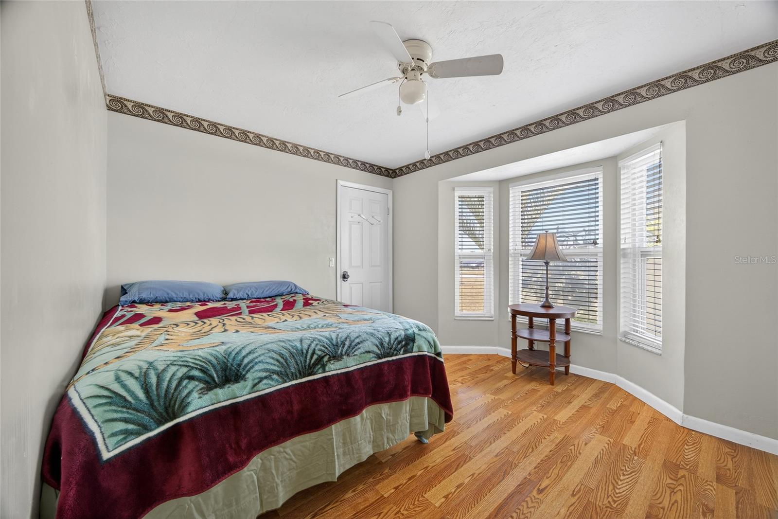 Image 21 of 36 For 441 Chestnut Avenue Nw