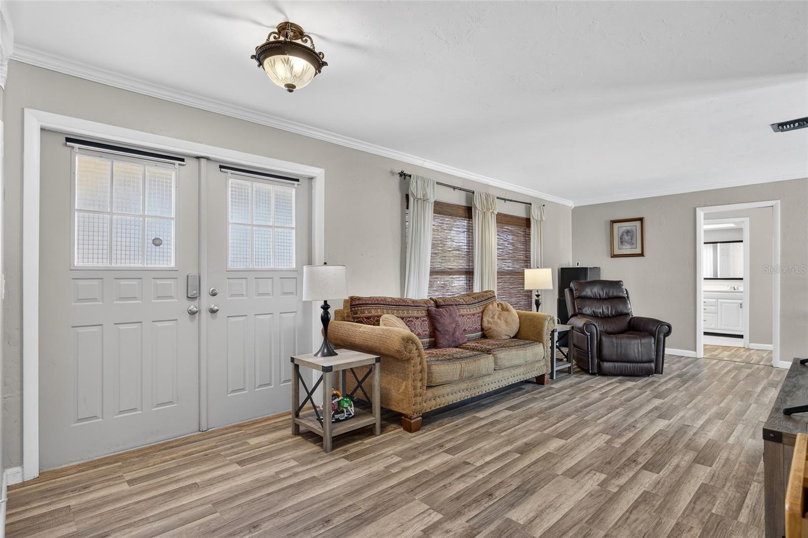 Image 5 of 36 For 441 Chestnut Avenue Nw