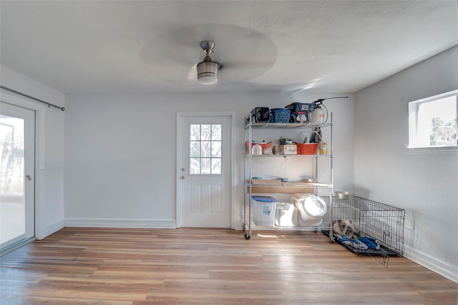 Image 9 of 21 For 22082 Elmira Boulevard