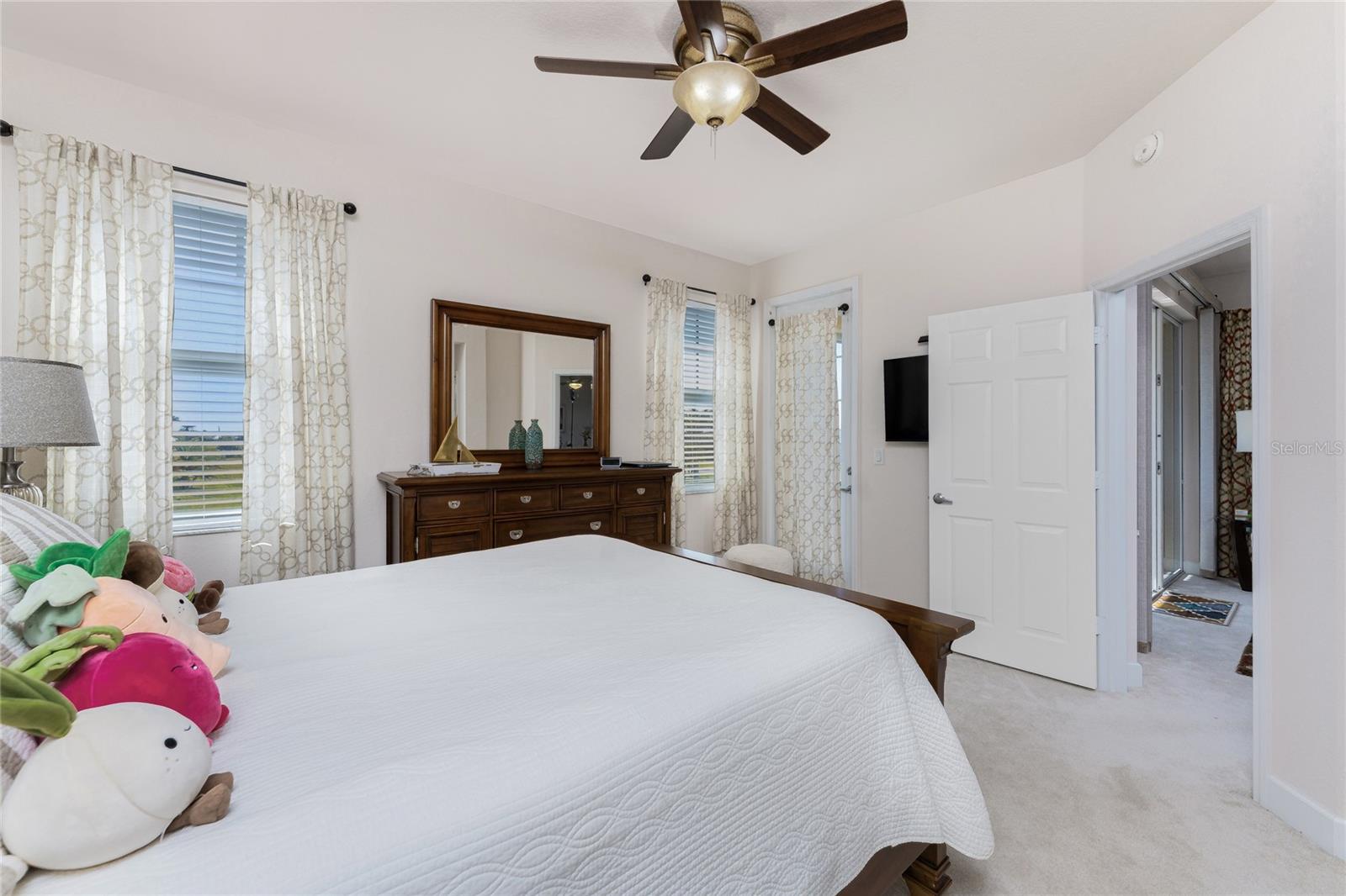 Image 13 of 34 For 17200 Acapulco Road 123