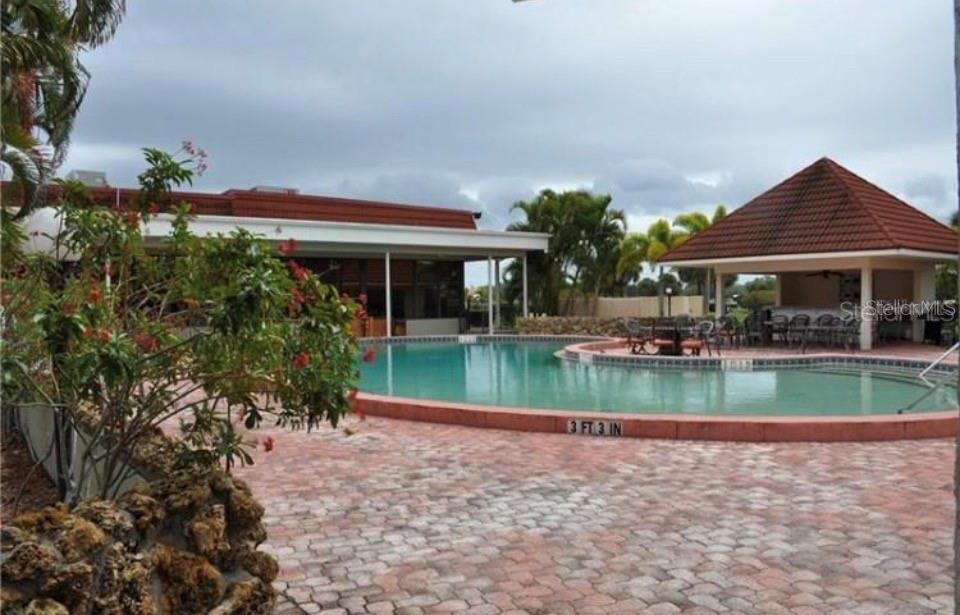 Image 7 of 8 For 272 Madrid Boulevard