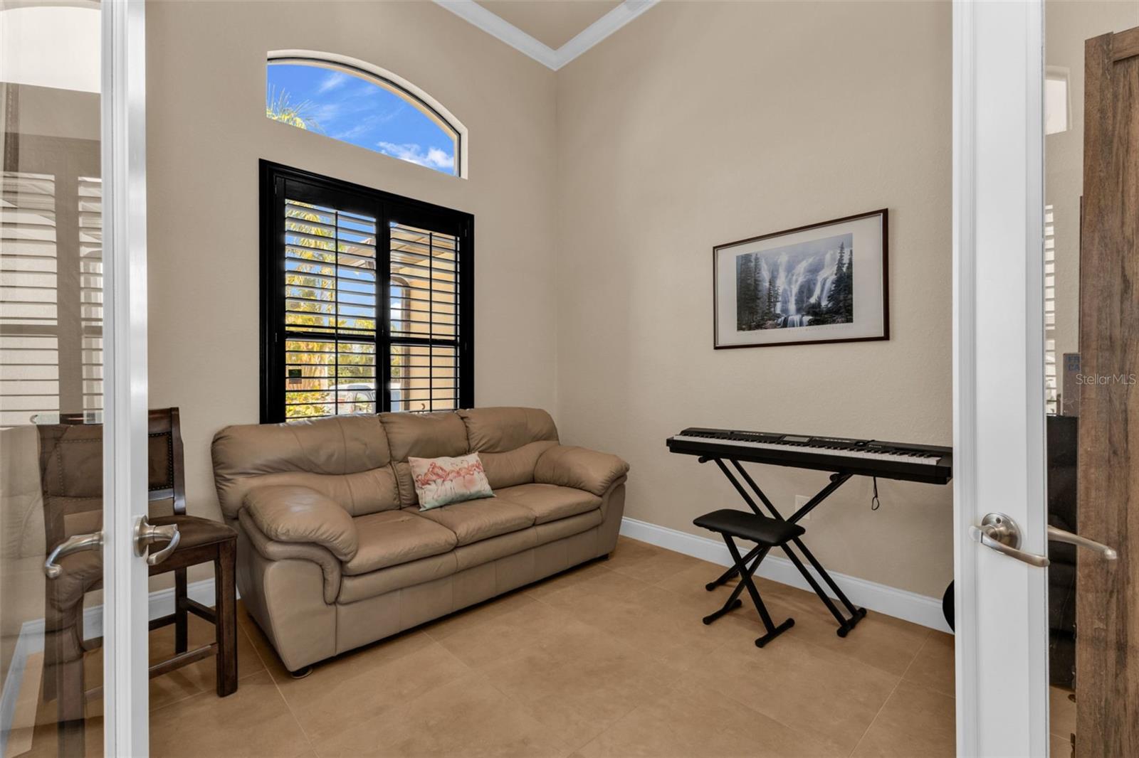 Image 19 of 66 For 15378 Taurus Circle