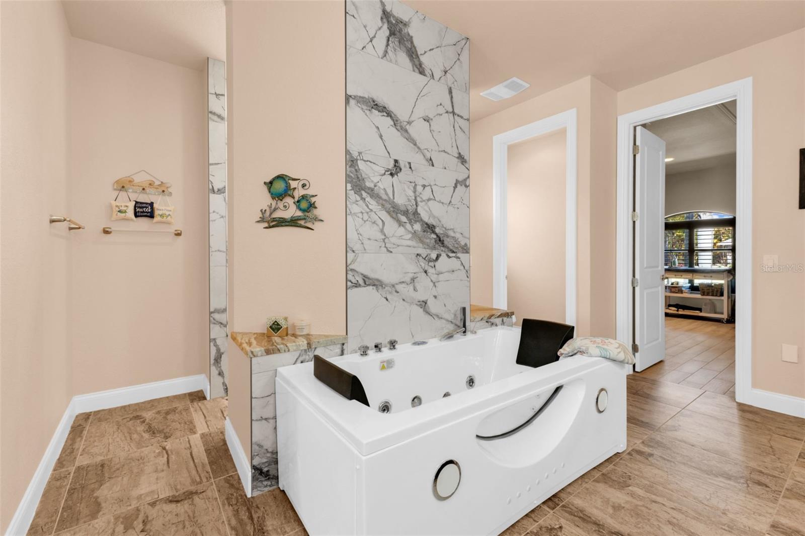 Image 25 of 66 For 15378 Taurus Circle