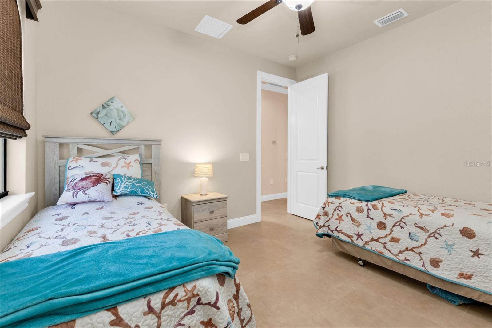 Image 32 of 66 For 15378 Taurus Circle