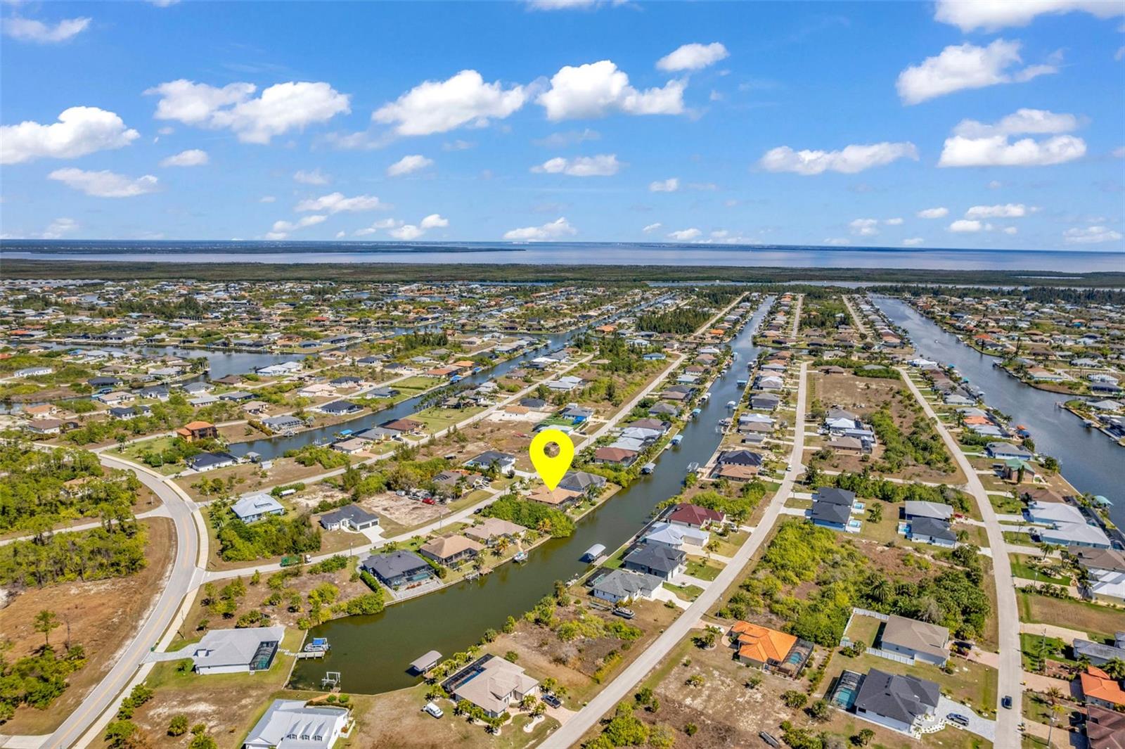 Image 4 of 66 For 15378 Taurus Circle