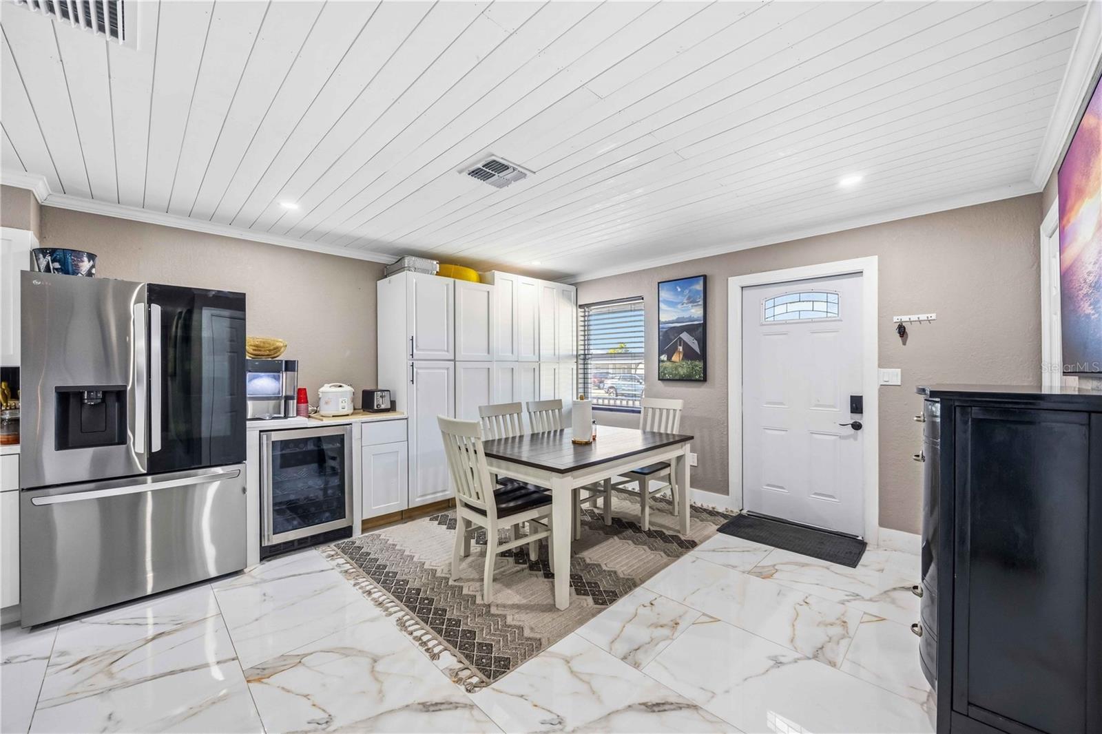 Image 11 of 27 For 21913 Felton Avenue